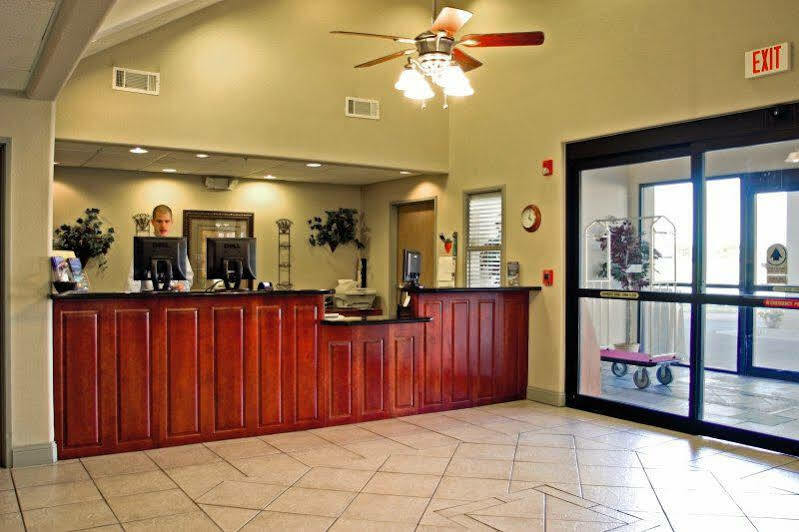 Best Western Plus Tulsa Inn & Suites Interior photo
